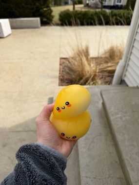 Yellow UV dumpling!